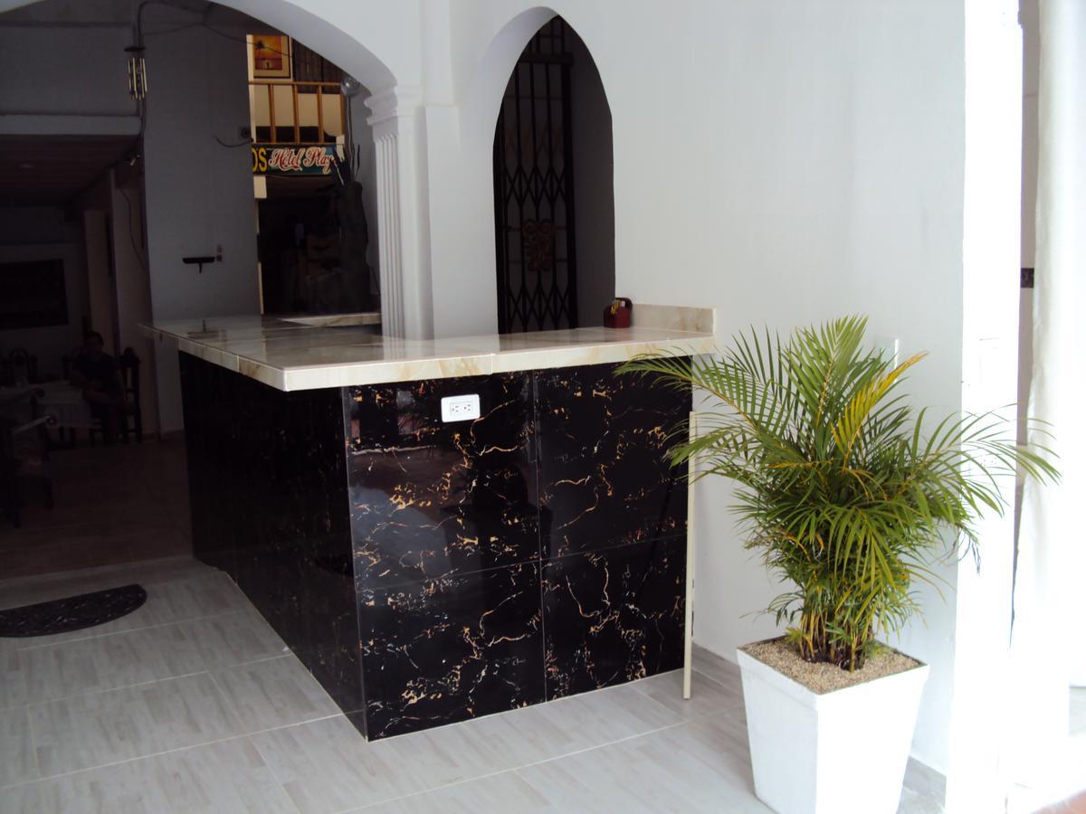 Hotel Plaza Confort Girardot Extérieur photo