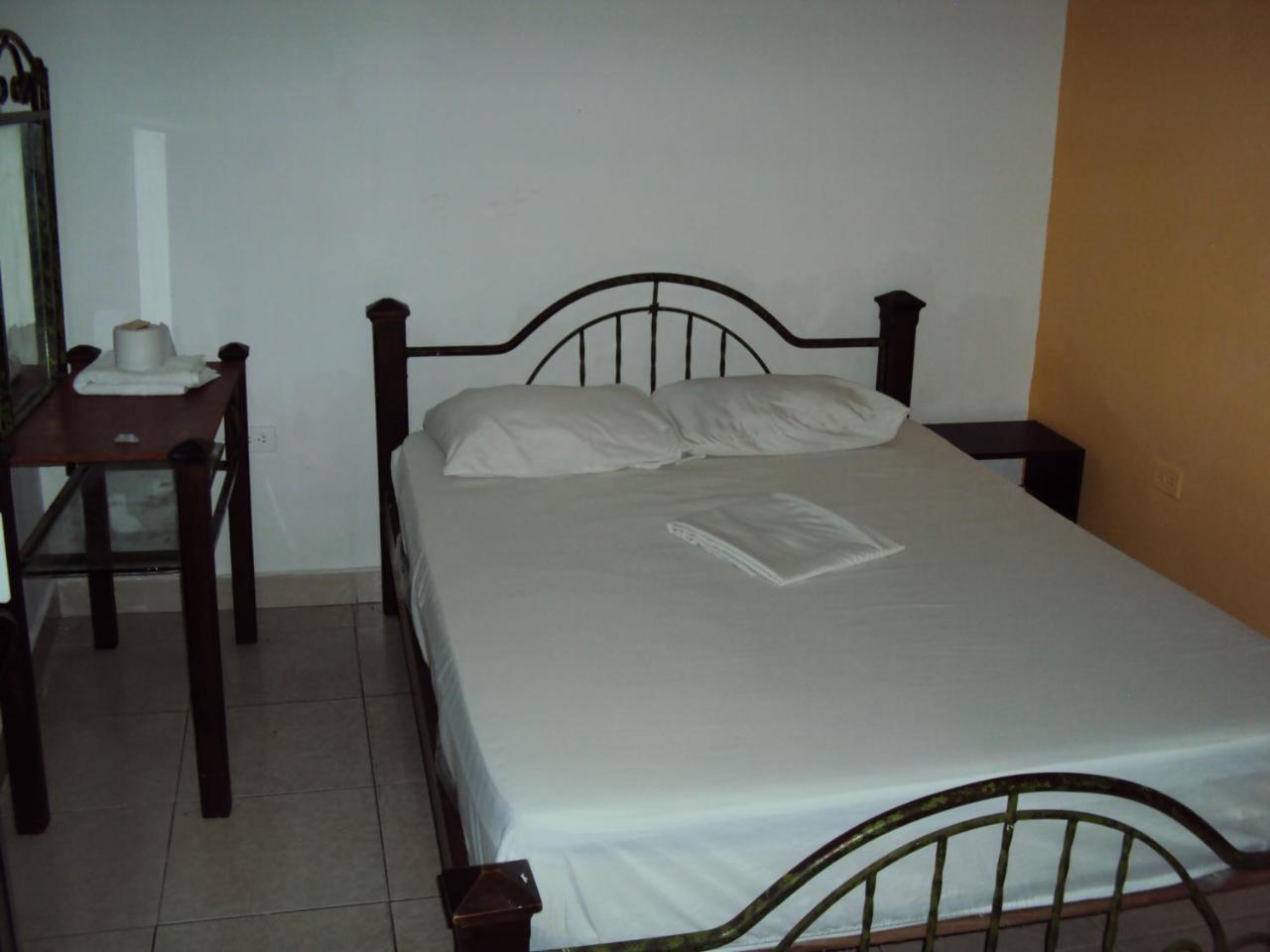 Hotel Plaza Confort Girardot Extérieur photo